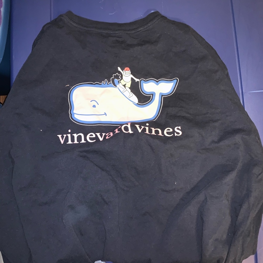 Vineyard vines Christmas T-shirt